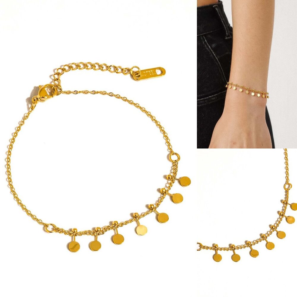 Kaylani 18K Gold Classic Round Charm Bracelet